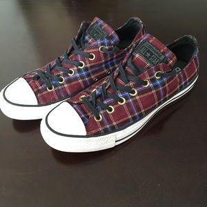Converse All Star Women’s Plaid 9.5